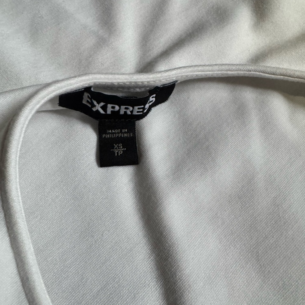 Express Open Back Bodysuit - Picture 3 of 3